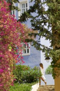 Candia Park Village